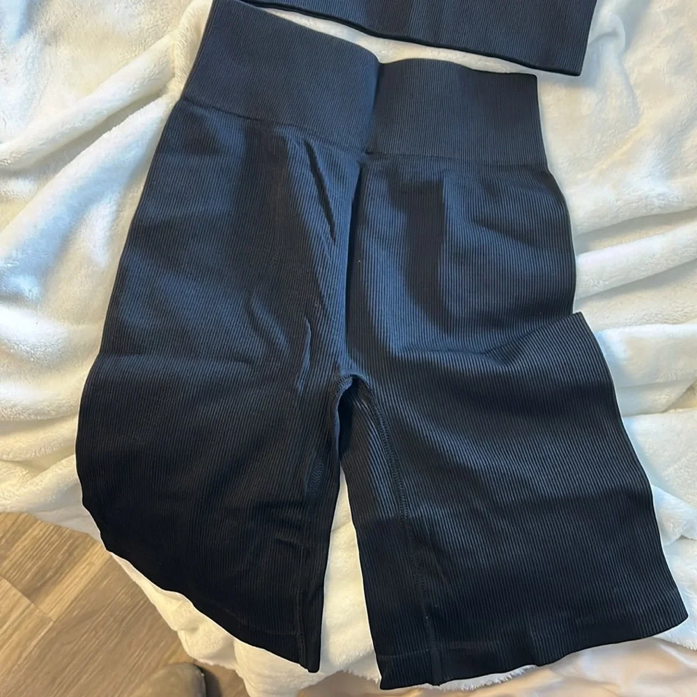 workout set - Picture 2 of 3